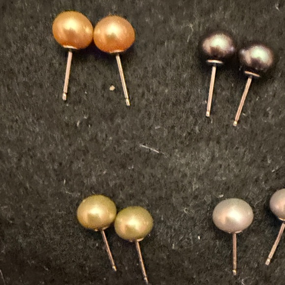 Elegant Multi-Color Faux Pearl Stud Earrings Set of 6 - Picture 6 of 7